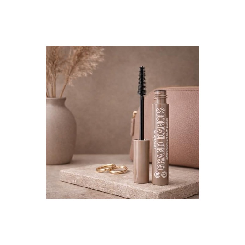 Sandstone Scandinavia Hypoallergenic Mascara for Sensitive Eyes (Brown) | Smudge-Proof