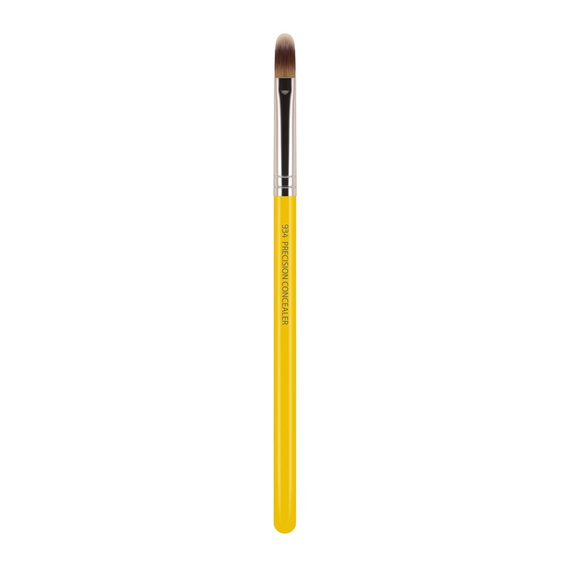 Bdellium Tools Professional Makeup Brush - Studio Series 934 Precision