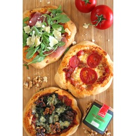 Pizza - Spice - 18 g in the Young Kitchen Cardboard Wrap Box with Cork Lid by Hartkorn - Resealable and Refillable