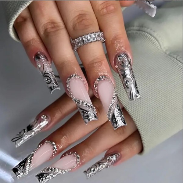 Square Press On Nails Long Fake Nails Rhinestone Heart With
