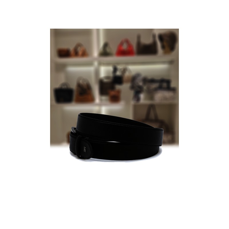 Hazzys (대전신세계)블랙 단색 H장식 소가죽 벨트 HJBE4F331BK Black Solid H-Embellished