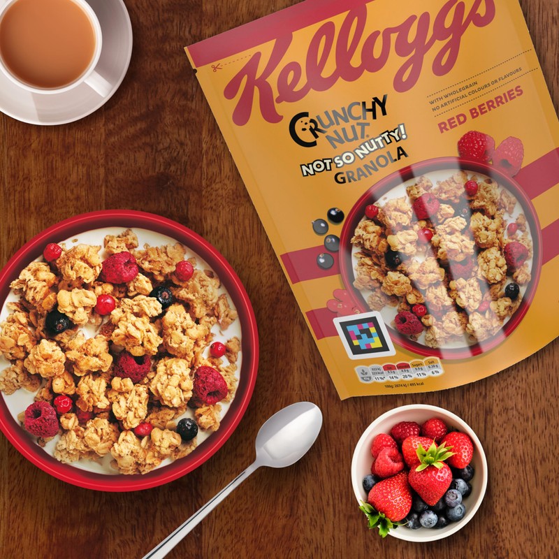Kellogg's Crunchy Nut Red Berries Breakfast Granola 380g
