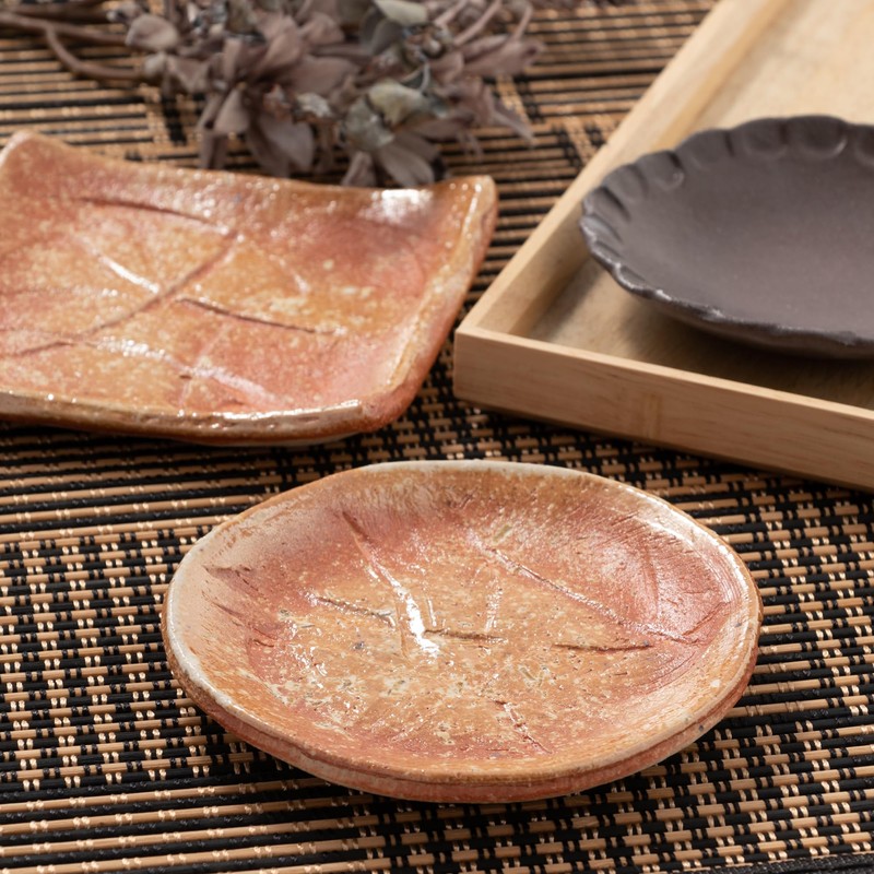 Marui Pottery MR-3-4127 Shigaraki Ware Hechimon Plate, Diameter Approximately 4.3