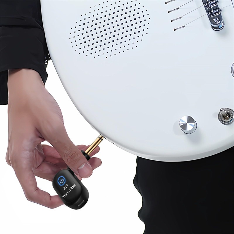 Guitar System 2.4 GHz, Rechargeable Audio Transmitter and Receiver, 90°
