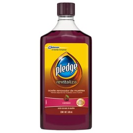 Pledge Aceite Renovador de Muebles, Rojo Liquido, Aroma Cereza, 500mL
