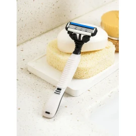 DAISO Dorco PACE4 4-blade razor 5P