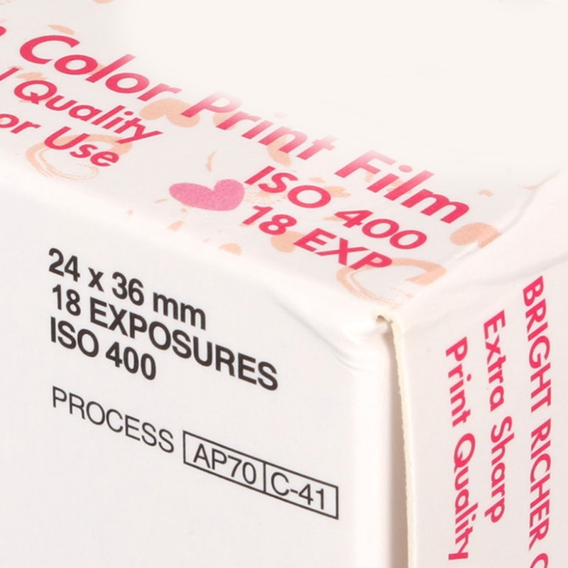 35mm Color Film ISO 400 Wide Exposure Latitude Medium Contrast