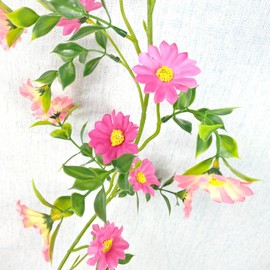 CONNECTION Pack of 2 Pink Artificial Flowers Daisy Flower Garland Decoration 2.1 m Artificial Flowers Garland Flower Tendrils Artificial Flower Chain for Wedding Garden Room Party Arch Wall Spring