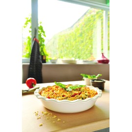 Emile Henry Pie Dish, 9", Burgundy Red