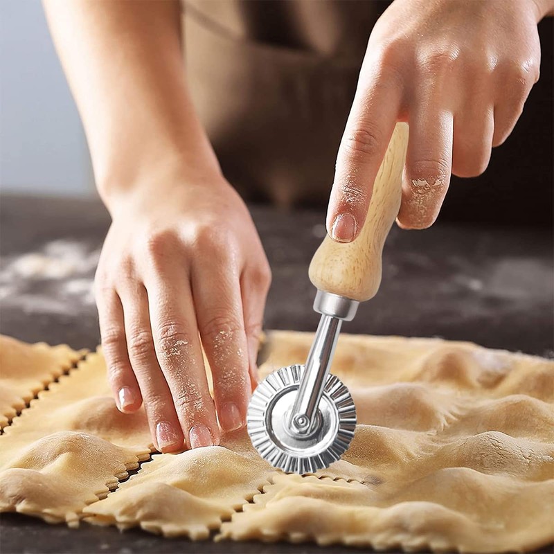 Premium Pasta Maker Pasta Roller and Ravioli Cutter Precision Cutting