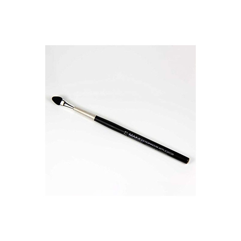 Makki Professional Eyeshadow Applicator 71 Carved Black Latex Tip