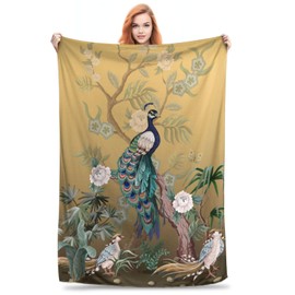 Bidesk Beautiful Peacock Flannel Throw Blanket - Soft & Cozy, Warm & Fuzzy, Lightweight for Easy Travel, Elegant Decor for Couch or Bed, Perfect for Living Room or Outdoor Use for Women Adults 60"x50"