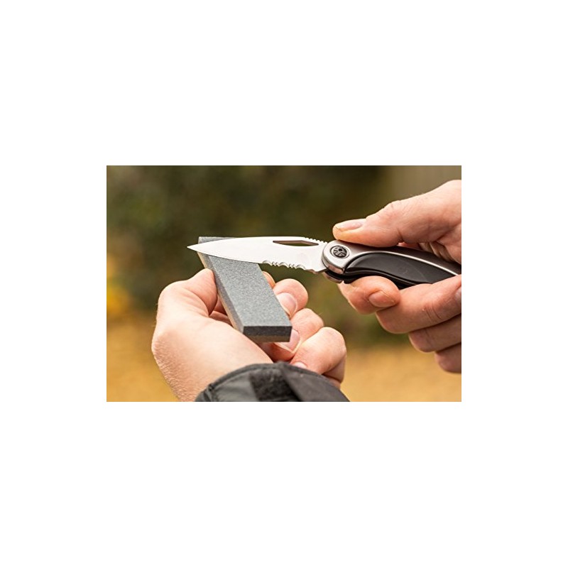 Smith’s 50921 4” Dual Grit Combination Sharpening Stone - Storage