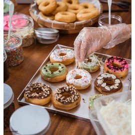 EZ SUPPLY Disposable Polyethylene Plastic Gloves (500 Count) – Clear, Food Safe, Powder & Latex Free – Multipurpose Use for Food Handling, Cleaning, Crafts, Sanitary Tasks – One Size Fits Most