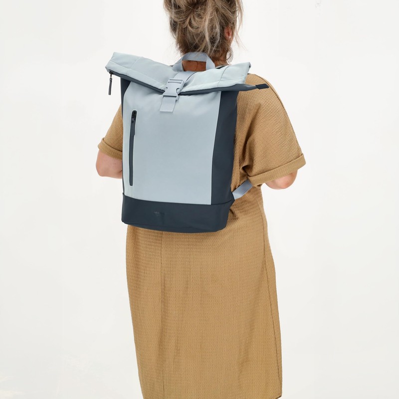 Beagles Unisex Rolltop Laptop Backpack 15.6 inch (34.5x19.4 cm) (Light