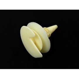 SFS GM Door & Trim Panel Retainer Clips- Fits 1/4" Hole- 13/16" Stem- 20 clips- #115