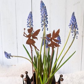 Garden Stake Elf Rust – Set of 2 Metal Elf Figures – Fairy Decoration for Garden, Flower Bed – Balcony – Rust Decoration Garden Decoration Elf Figure