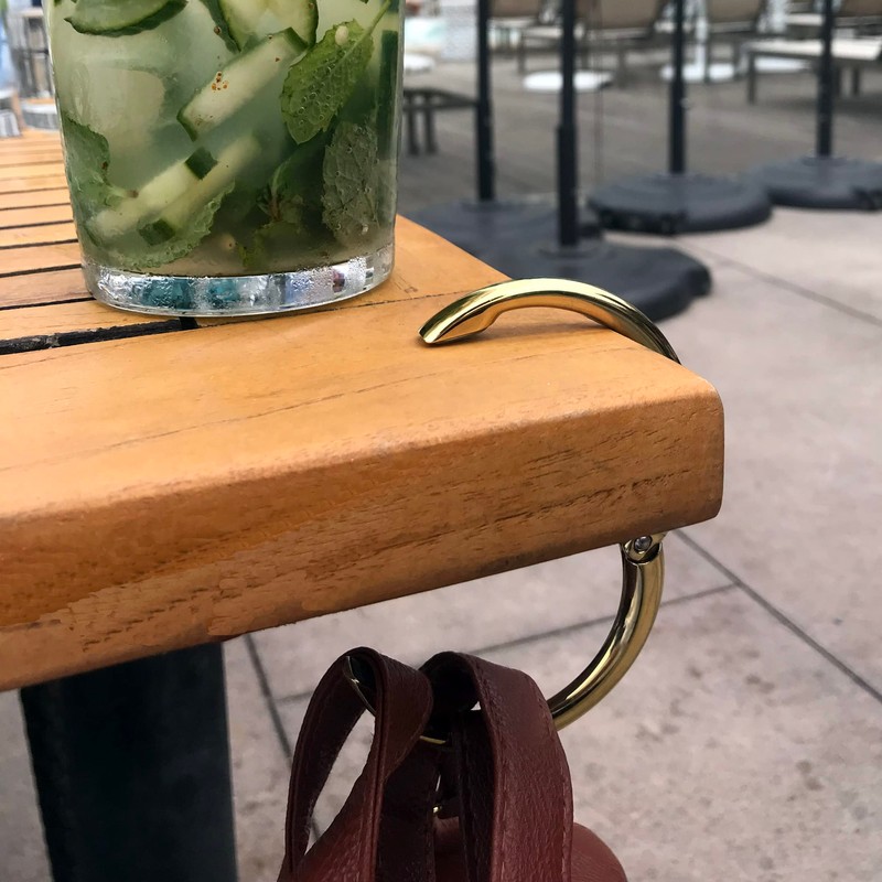 Clipa Bag Hanger - The Ring that Opens Into a