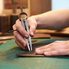 The Beadsmith Stainless Steel Divider Caliper – 3-Inch with Removeable Tips – Bow Spring and Adjusting Screw – for Measuring, Drawing, Drafting, and Leather, Wood, and Metal Work