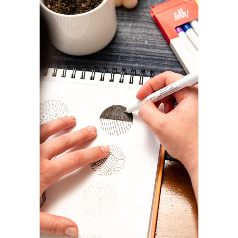 Hello, Artist! Pigment Liners, Set of 3, Black Ink, Fine