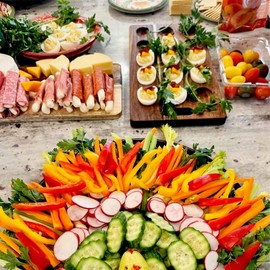 Erwuldor Acacia Wood Deviled Egg Platter,15Holes Deviled Egg Tray.Strip Deviled Egg Holder for Deviled Eggs.Small Charcuterie Board Easter Deviled Egg Carrier for Kitchen Countertops