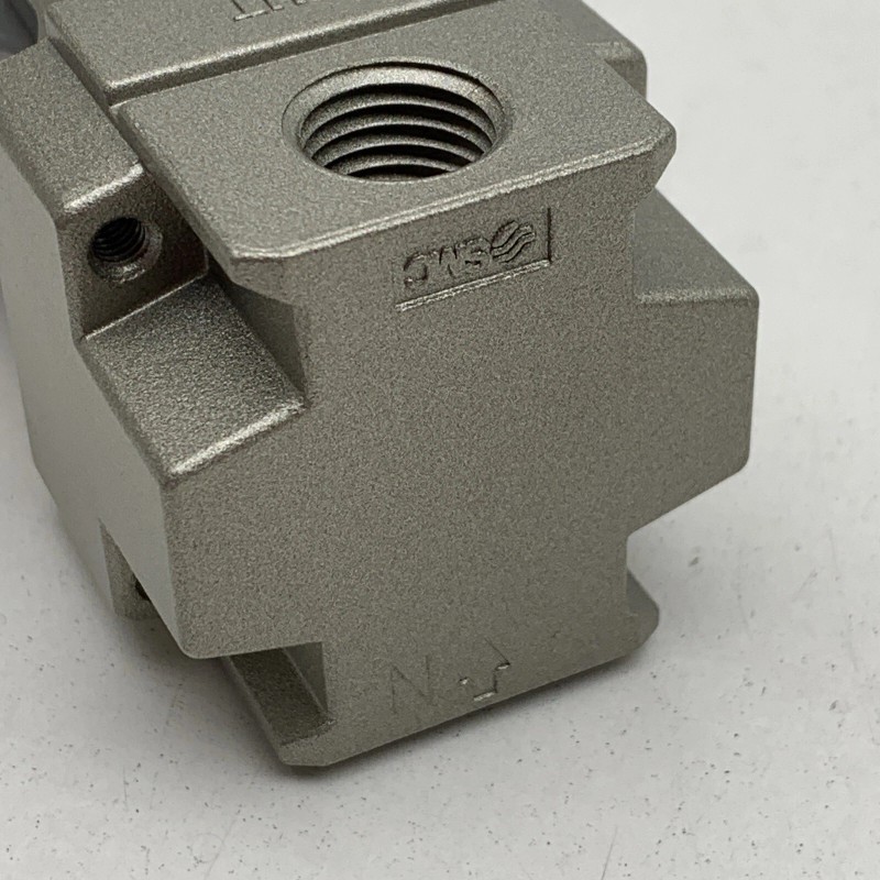 SMC AF20-N02-CZ Modular Compressed Air Filter 1/4" NPT, 150PSI, Auto