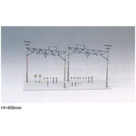 Green Max N Gauge 2116 Railway 架線 Columns Set of 4 Pcs (Unpainted Kit)