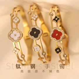 [Overseas] Women's Luxury Accessories: Women's Electroplated Gold Mother-of-Pearl Titanium Steel Bracelet Black Bay Gold - Body Stainless Steel Material 10ea