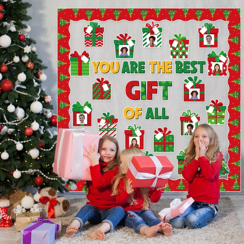 Moinchore 86 Pcs Christmas Bulletin Board with Christmas Tree Borders