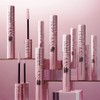 Maybelline, Mascara de pestañas a prueba de agua y brinda