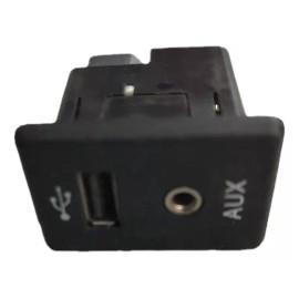 Nissan Enchufe Usb Auxiliar Nissan Versa March Original 2018 2017