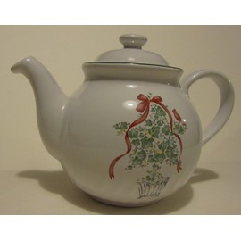 Corelle Callaway Holiday 1qt Teapot
