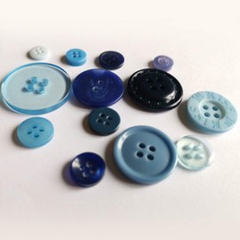 Trimming Shop Round Resin Buttons 2 & 4 Holes Assorted Mixed Colours and Sizes For Sewing Craft, Children’s Handmade Decoration, DIY Project, 100g, Mixed Blue