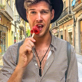 Jovivi Pack of 2 Healing Stones Necklaces Gemstone Lace Hexagon Pendant Crystal Partner Necklaces Friendship Necklaces Reiki Jewellery, Gemstone, Amethyst + Rose Quartz/