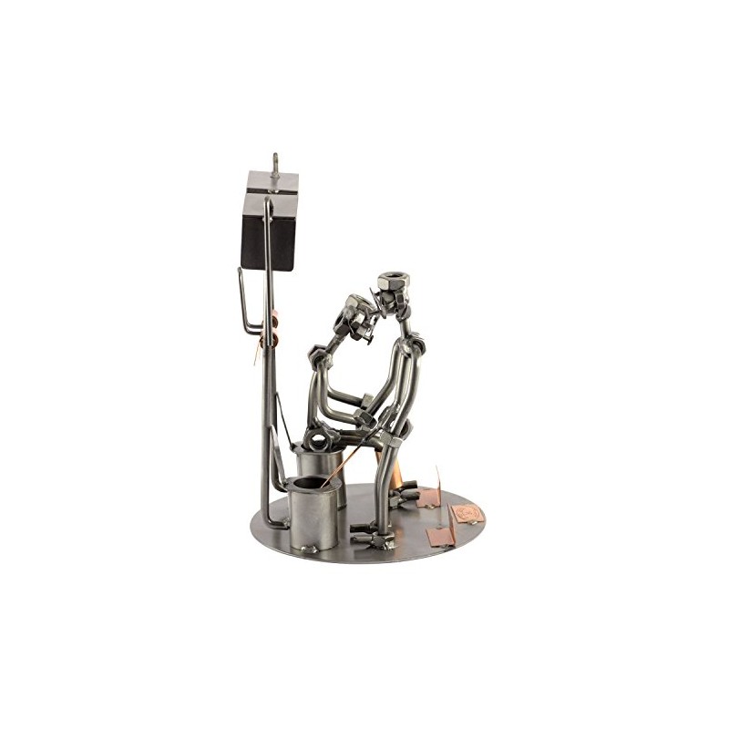 Steelman24 I Nuts and bolts sculpture Out & In I