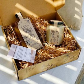 UoeRing Crinkle Cut Paper Shred Filler-4 OZ-Kraft Shredded Paper for Gift Wrapping Baskets Bag Easter Grass Gift Boxes Filler