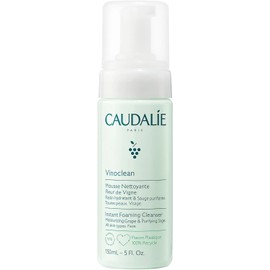 Caudalie Vinoclean Espuma Facial Limpiadora, Limpiador Diario que Limpia, Suaviza y Reduce las Rojeces - 150 mL Espuma Limpiadora limpia la piel y la purifica con suavidad y reduce rojeces. Con camomila y salvia. Apta para piel sensible