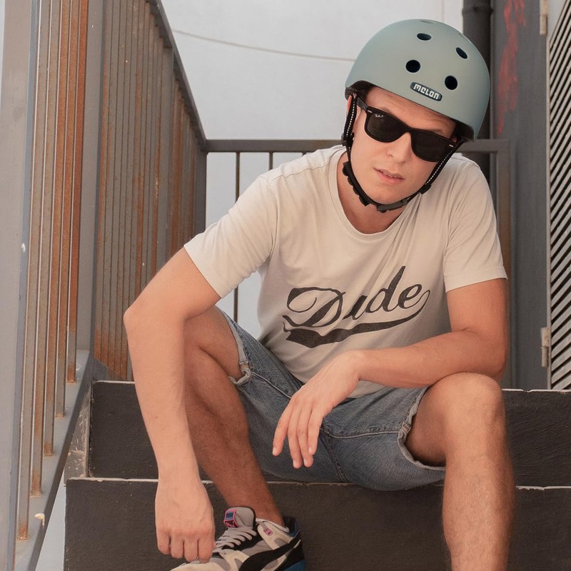 Melon New York M-l (Mat) Helmet, Pantone 414, XXL