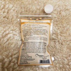 Candle-lite Essential Elements Paper Scent Bursts Nutmeg & Oud Wood Warmer Refills