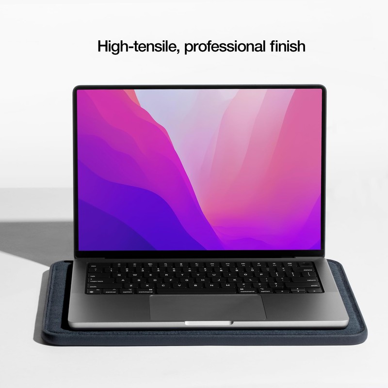 Incase ICON Sleeve with Woolenex - MacBook Air 13 inch
