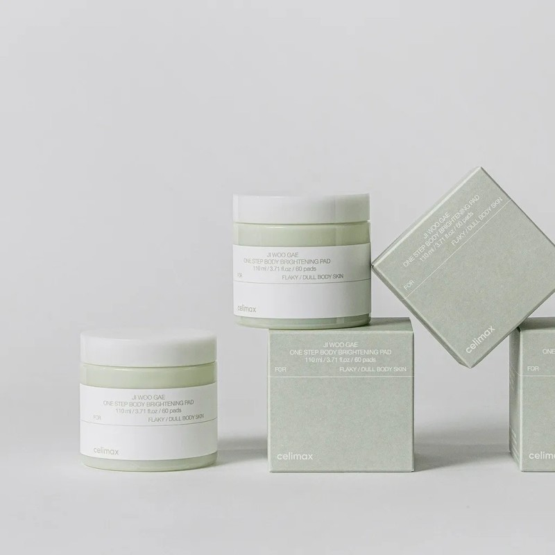 Celimax One Step Body Brightening Pad Momento De Aplicación Día/noche