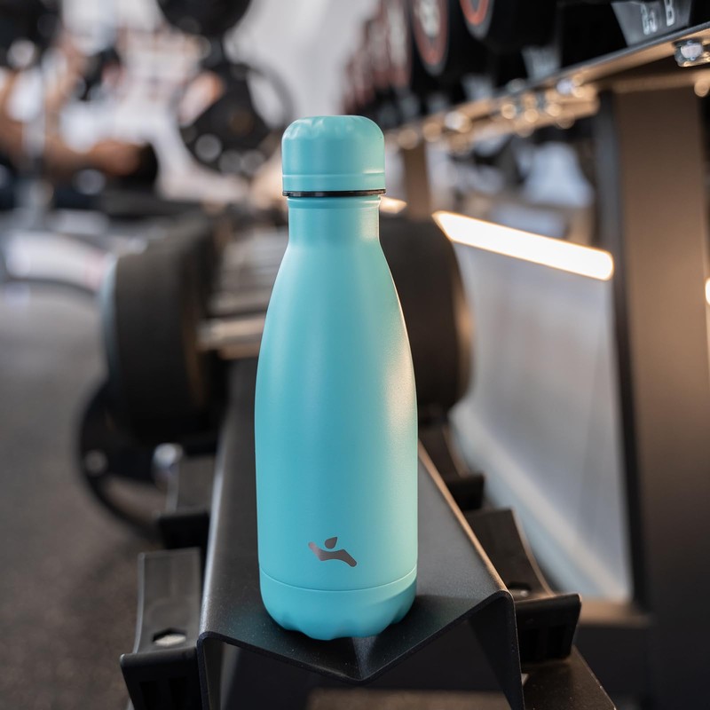 Konokyo Botellas de agua de acero inoxidable aisladas de 17