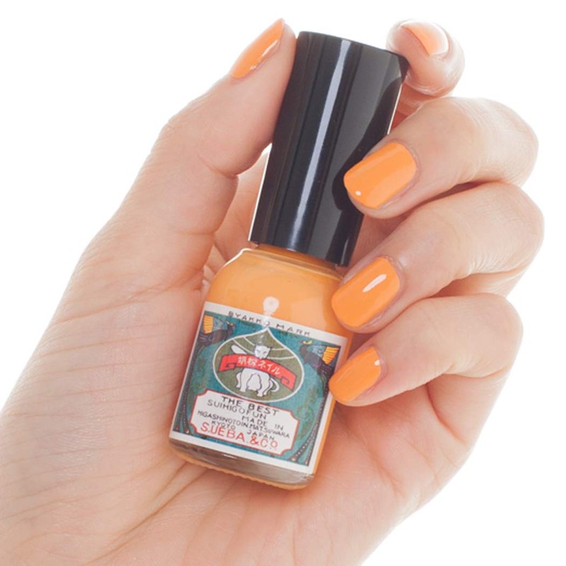 胡粉 Nail and Tangerines