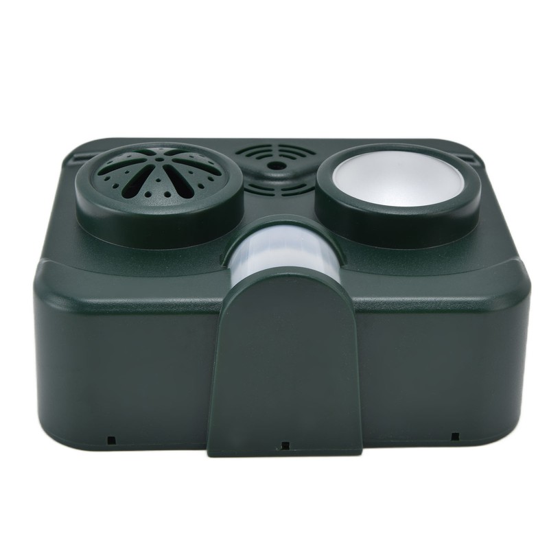 Ultrasonic Animal Repeller Waterproof Solar Bird Repellent Flashing Light for