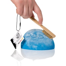 303 Climbing Brush - Sustainable Bamboo Climbing Brush for Chalk & Magnesia - Climbing & Bouldering Accessories - Cleans Handles & Climbing Handles - Perfect for Chalk Bag