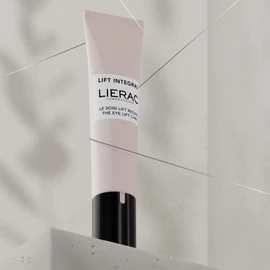 Lierac Lift Integral - Il Contorno Occhi Liftante Rassoda Distende Leviga 15 ml