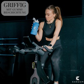 Khroom Edelstahl Trinkflasche 1,3L & 2,2L – Kohlensäure geeignet, auslaufsicher, spülmaschinenfest, einwandig, BPA-frei | Metall Trinkflasche | 1 Liter Wasserflasche | Fitness- & Sportflasche Grün