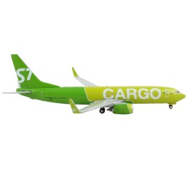 DCD Boeing 737-800BCF Commercial Aircraft Green 1/400 Diecast Model Airplane GeminiJets for S7 Airlines Cargo Great Toy for Kids