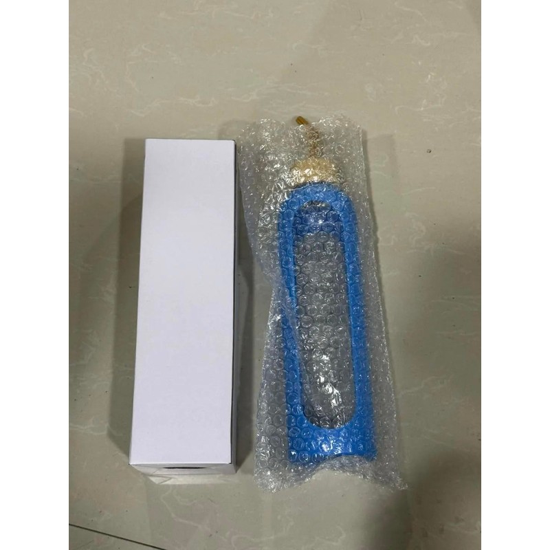 I AM THAT,",This 32 oz borosilicate glass water bottle