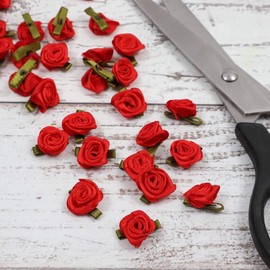 Ribbon Red Rose Flower Heads for Faux Floral Decor, Arts and Crafts (0.6 in, 200 Pack)